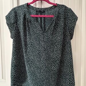 Women’s size large petite 41 Hawthorne blouse
